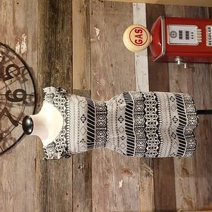 Xhiliration sleeveless dress